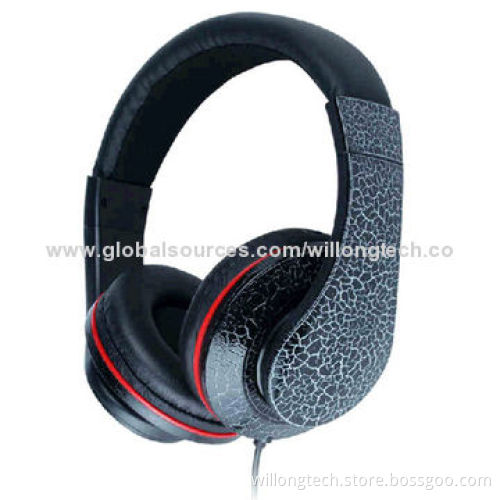 Fashionable Music Accessory Stereo Headphones with Leather Grain for MP3/MP4 Players and PCs